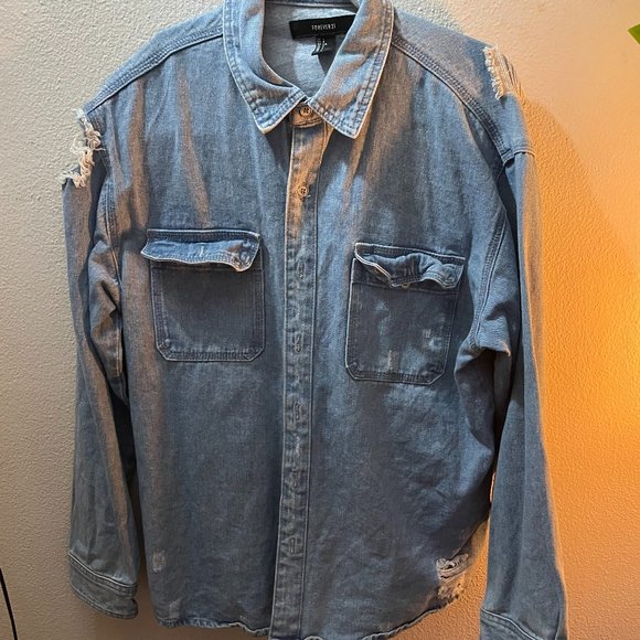 Oversized distressed jean jacket/ denim flannel - Picture 6 of 7